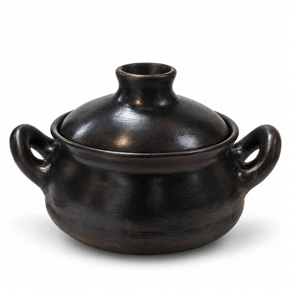 የሸክላ ድስት — traditional Ethiopian black clay cooking pot (Shekla Dist) with lid and two handles, Mekazon UAE